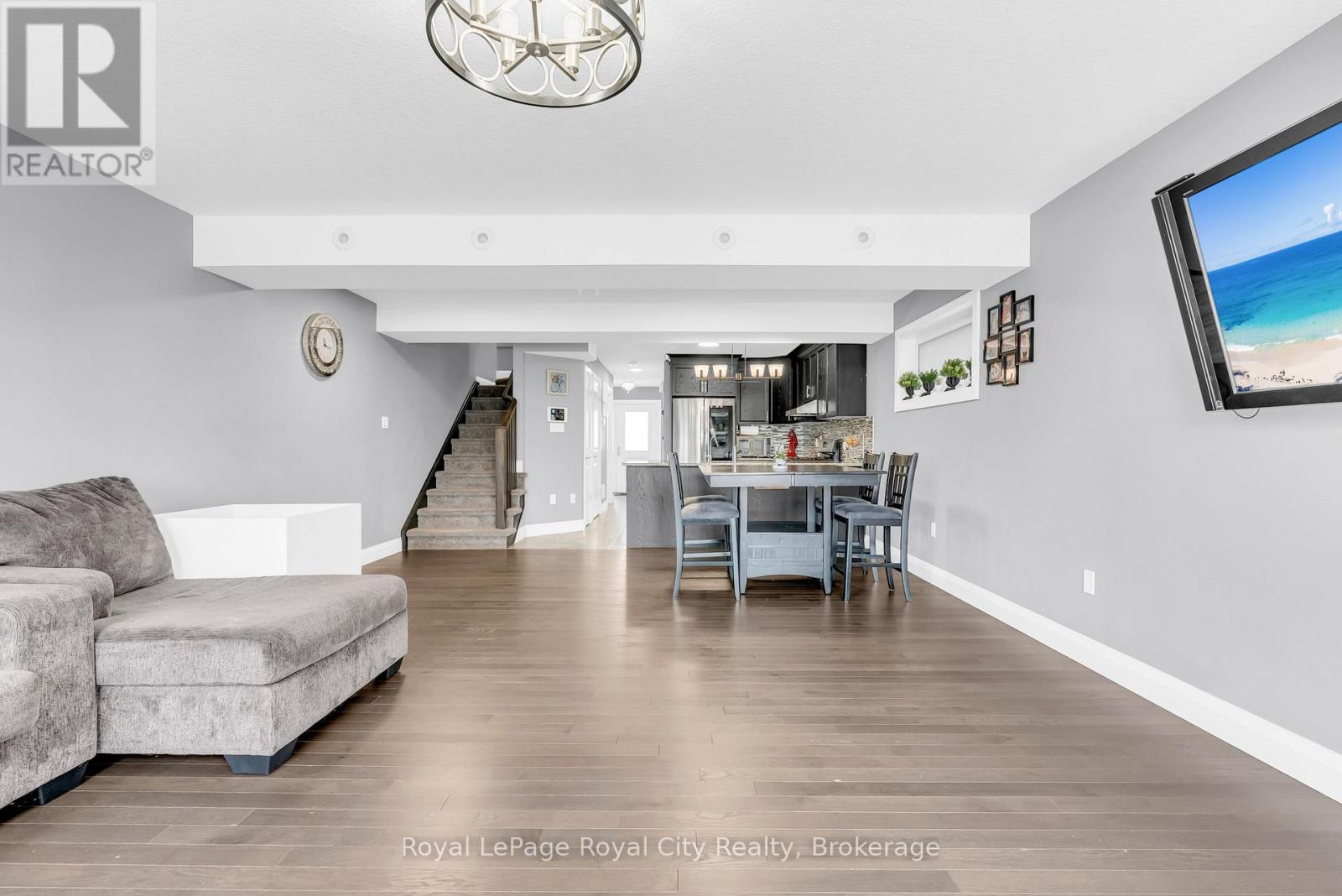 181 Halls Drive, Centre Wellington (Elora/salem), Ontario  N0B 1S0 - Photo 10 - X12922382