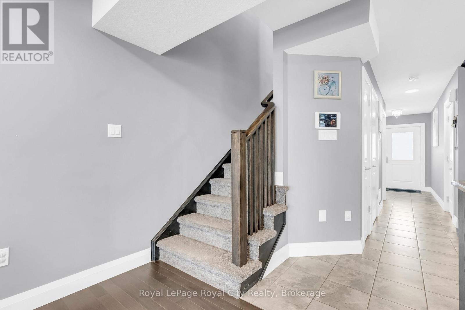 181 Halls Drive, Centre Wellington (Elora/salem), Ontario  N0B 1S0 - Photo 19 - X12922382