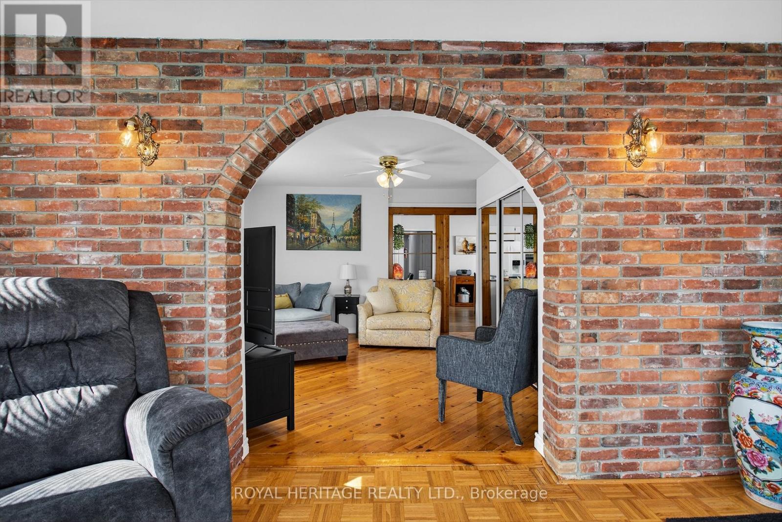 71 Albert Street S, Kawartha Lakes, Ontario  K9V 3H3 - Photo 6 - X12922364