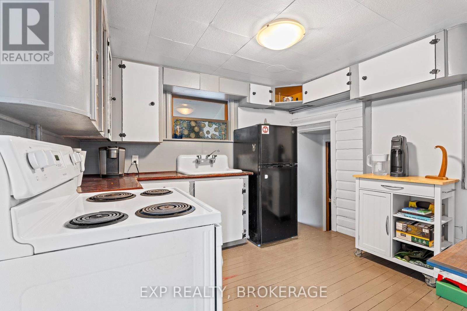 212 Rideau Street, Kingston, Ontario  K7K 3A4 - Photo 26 - X12922354