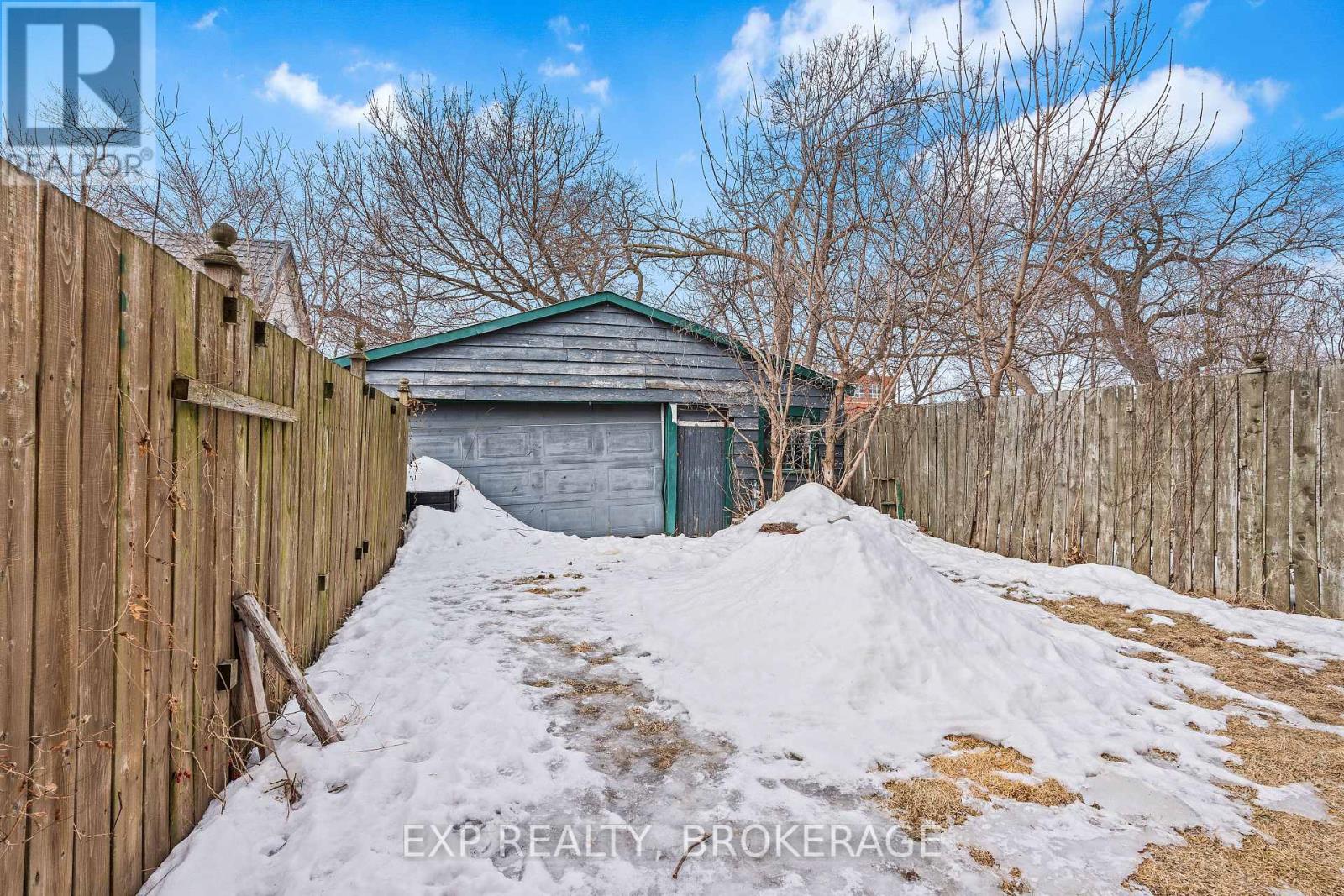 212 Rideau Street, Kingston, Ontario  K7K 3A4 - Photo 32 - X12922354