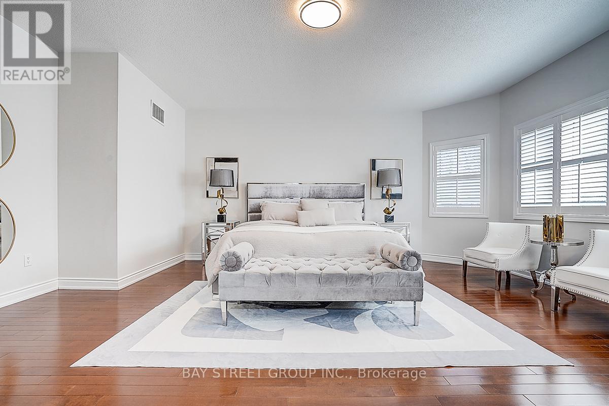 1011 Nellie Little Crescent, Newmarket, Ontario  L3X 3E6 - Photo 21 - N12922288