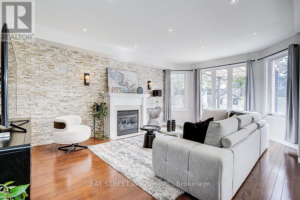 1011 Nellie Little Crescent, Newmarket, Ontario  L3X 3E6 - Photo 18 - N12922288