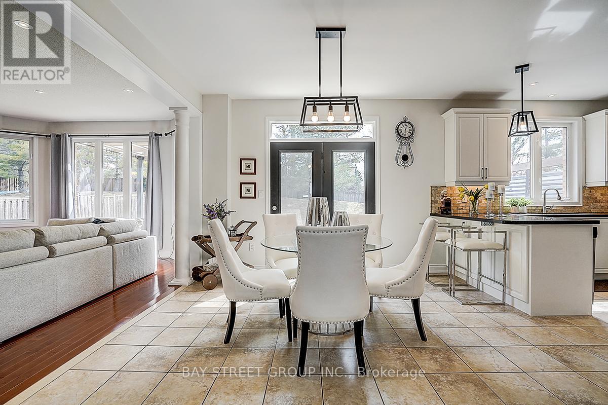 1011 Nellie Little Crescent, Newmarket, Ontario  L3X 3E6 - Photo 11 - N12922288