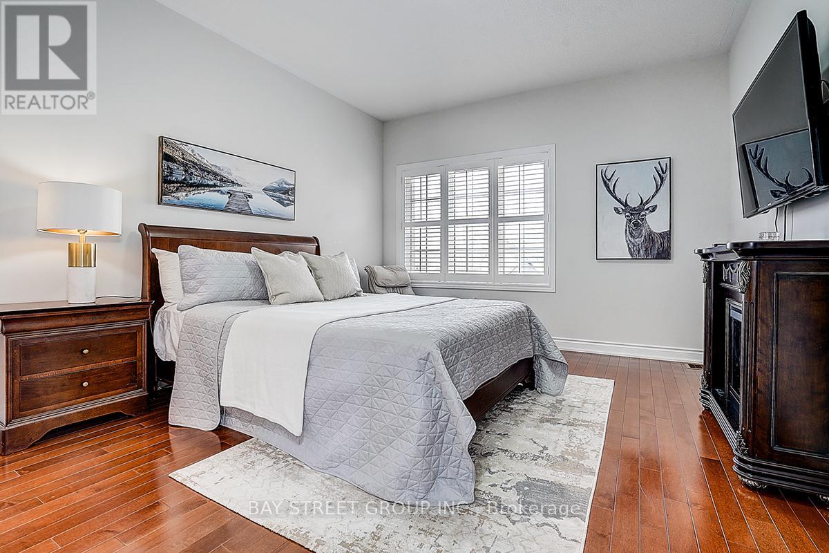 1011 Nellie Little Crescent, Newmarket, Ontario  L3X 3E6 - Photo 32 - N12922288