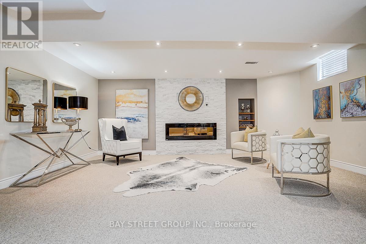 1011 Nellie Little Crescent, Newmarket, Ontario  L3X 3E6 - Photo 38 - N12922288