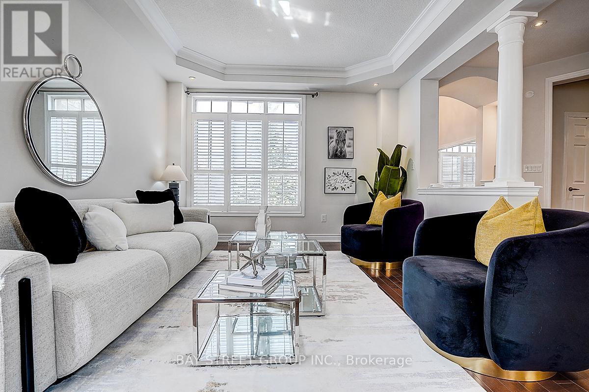 1011 Nellie Little Crescent, Newmarket, Ontario  L3X 3E6 - Photo 6 - N12922288