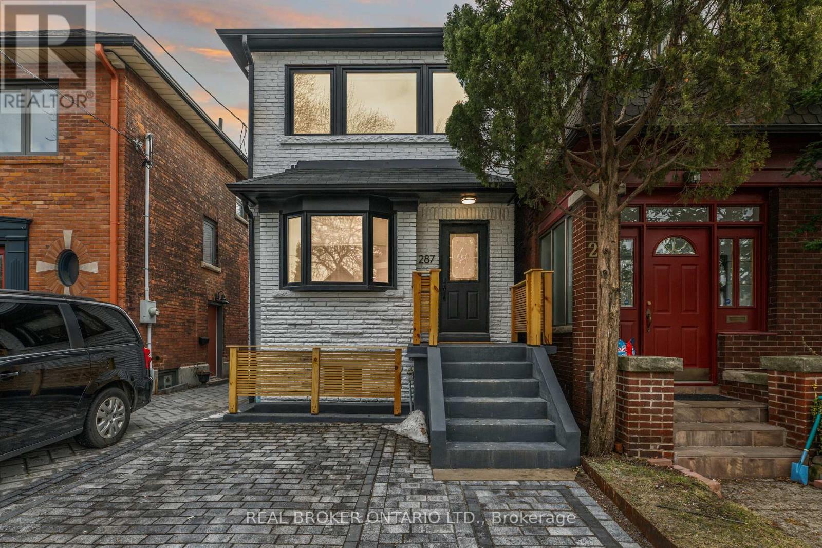 287 High Park Avenue, Toronto, Ontario  M6P 2S8 - Photo 21 - W12912934