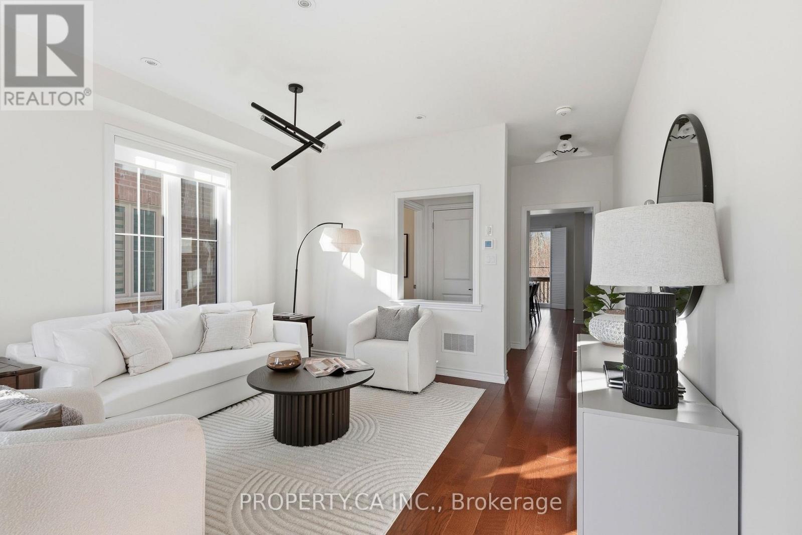 99 Auckland Drive, Whitby, Ontario  L1P 0J4 - Photo 4 - E12921670