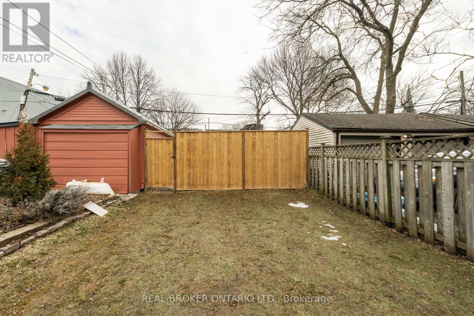 287 High Park Avenue, Toronto, Ontario  M6P 2S8 - Photo 18 - W12912934