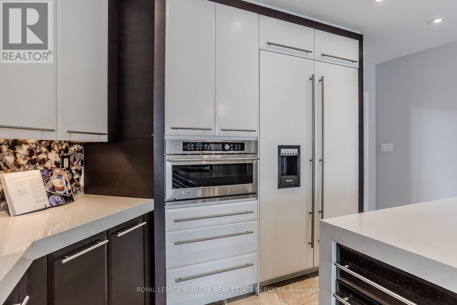 1400 Tamworth Court, Burlington, Ontario  L7P 4V3 - Photo 11 - W12691598