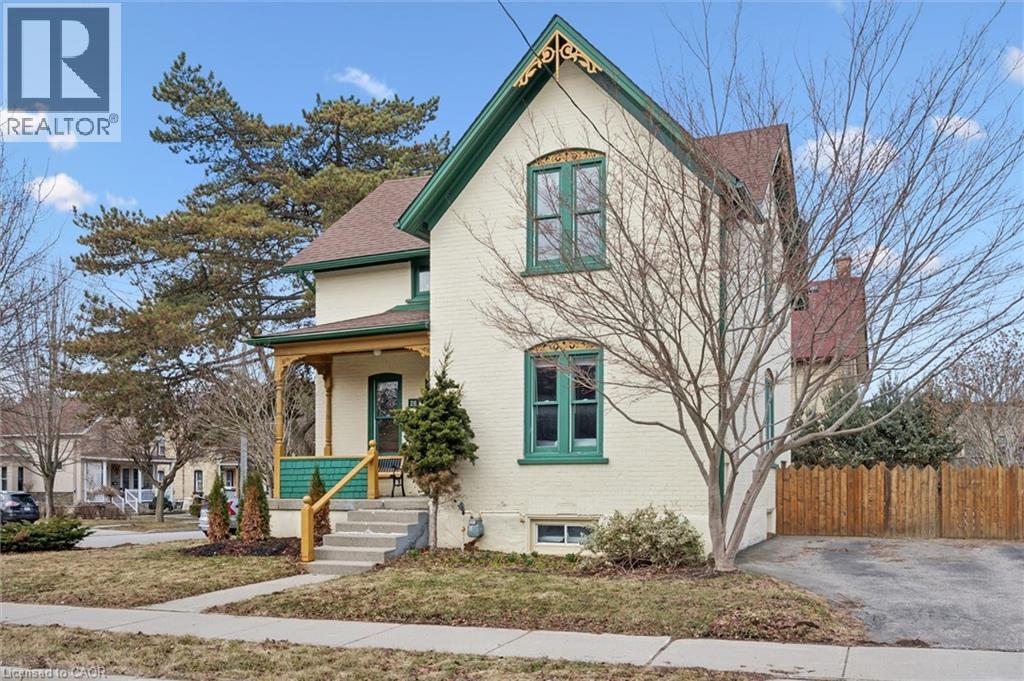 20 Linden Avenue, Kitchener, Ontario  N2G 2A4 - Photo 2 - 40800816