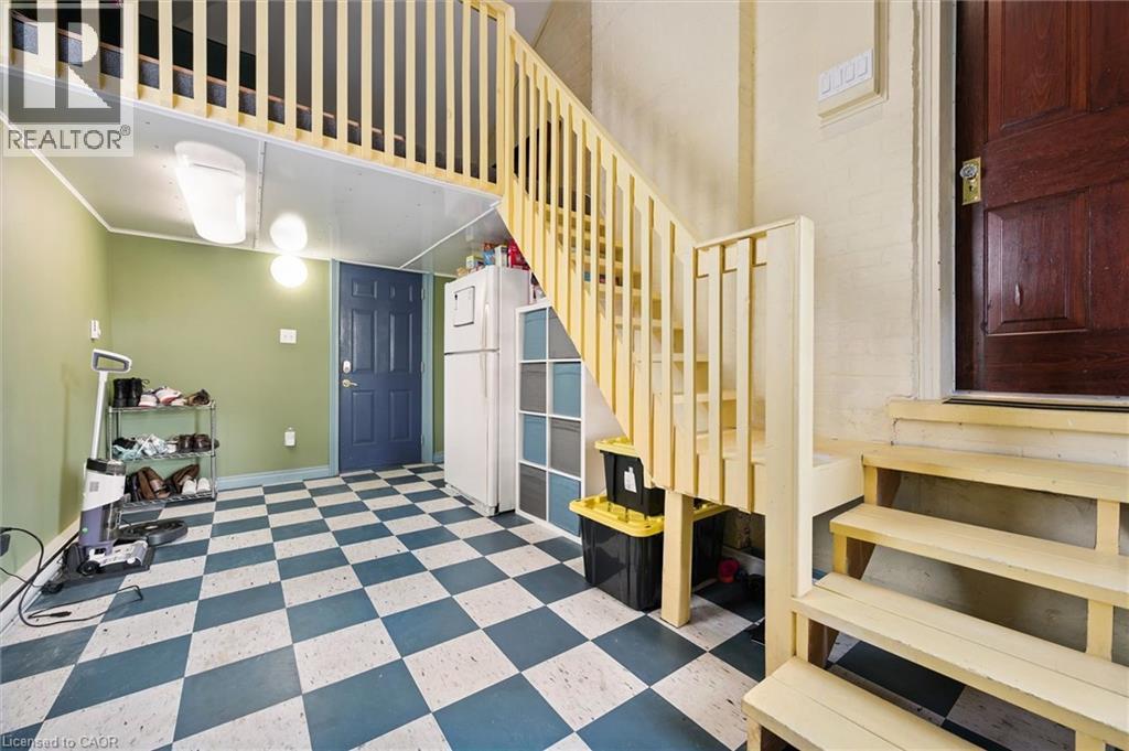 20 Linden Avenue, Kitchener, Ontario  N2G 2A4 - Photo 28 - 40800816