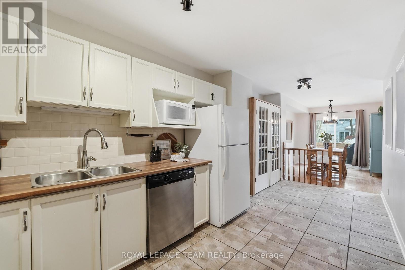 11 Furlong Crescent, Ottawa, Ontario  K2M 2J1 - Photo 17 - X12922384