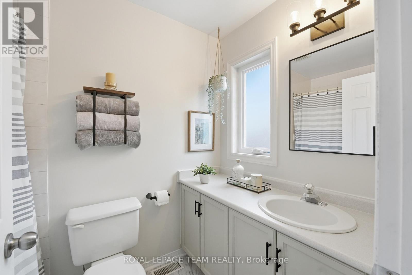 11 Furlong Crescent, Ottawa, Ontario  K2M 2J1 - Photo 30 - X12922384