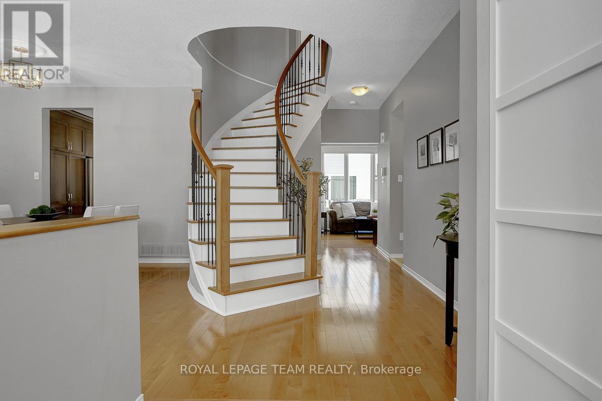 68 Mattamy Place, Ottawa, Ontario  K2G 6J9 - Photo 3 - X12922390