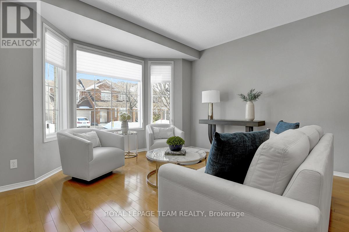 68 Mattamy Place, Ottawa, Ontario  K2G 6J9 - Photo 4 - X12922390