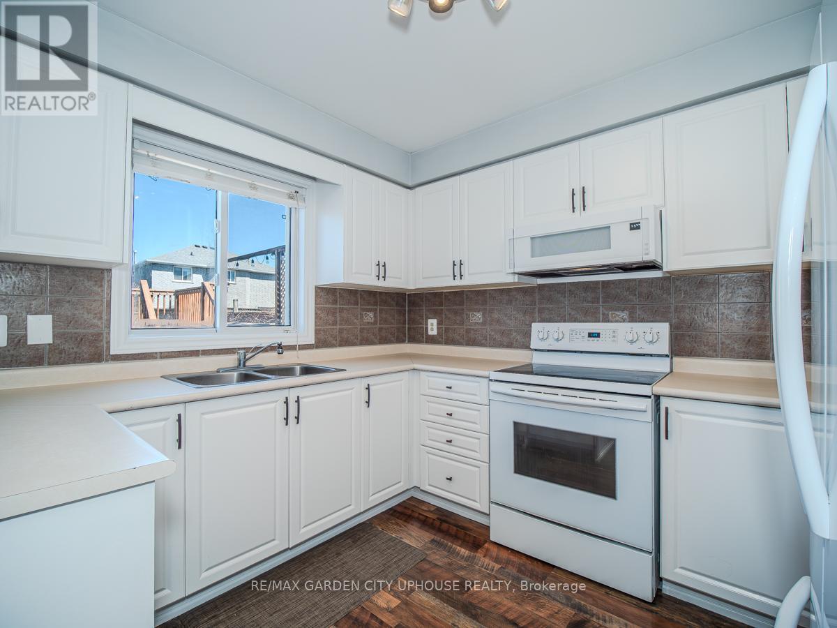 22 Grace Crescent, Barrie (Painswick South), Ontario  L4N 9S8 - Photo 7 - S12922442