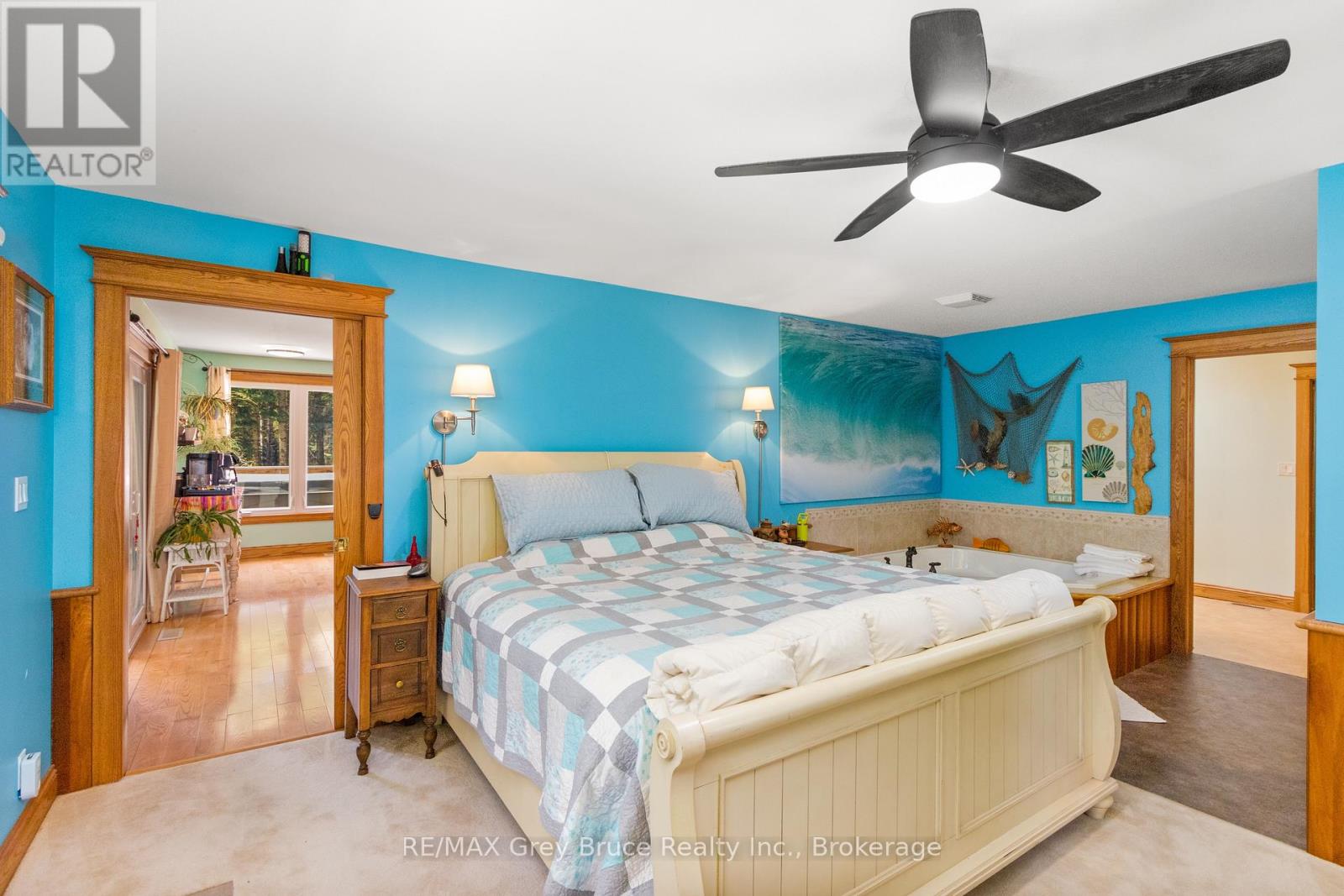 33 Woodstock Avenue, Northern Bruce Peninsula, Ontario  N0H 2M0 - Photo 24 - X12922444