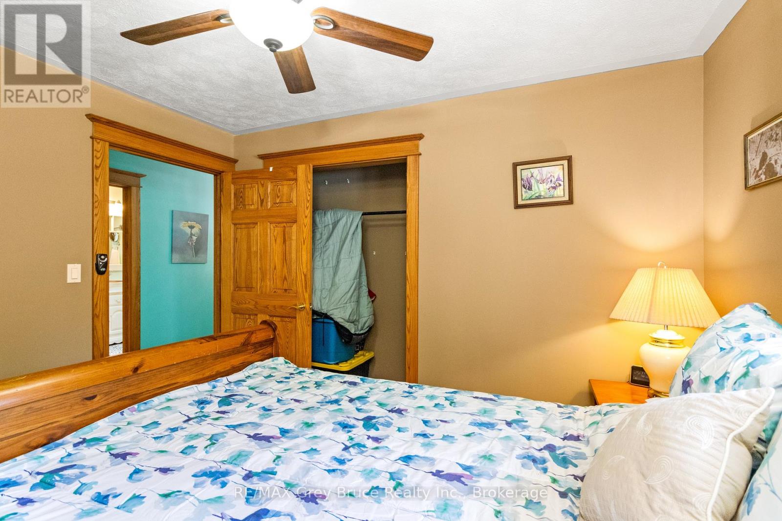 33 Woodstock Avenue, Northern Bruce Peninsula, Ontario  N0H 2M0 - Photo 31 - X12922444