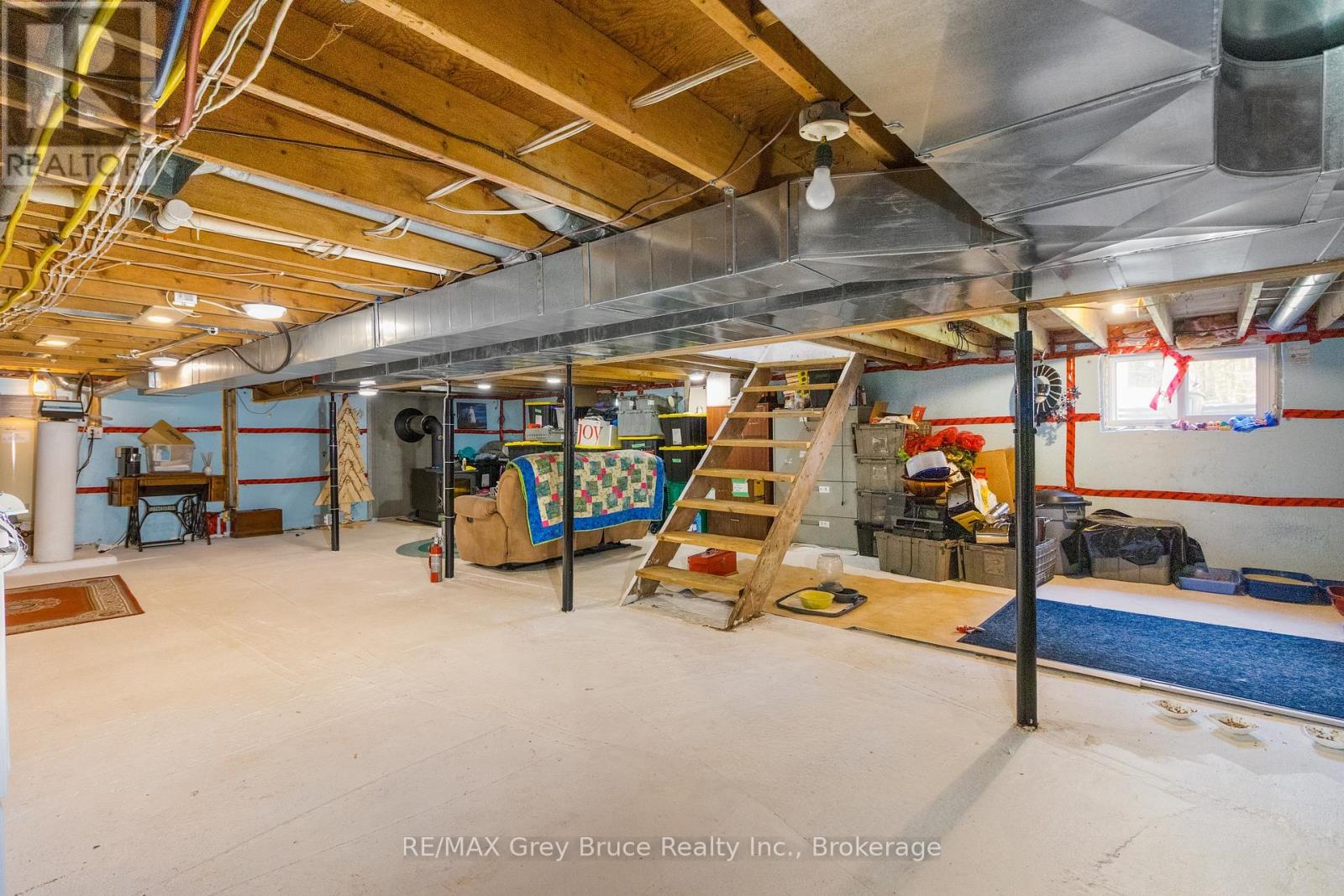 33 Woodstock Avenue, Northern Bruce Peninsula, Ontario  N0H 2M0 - Photo 33 - X12922444