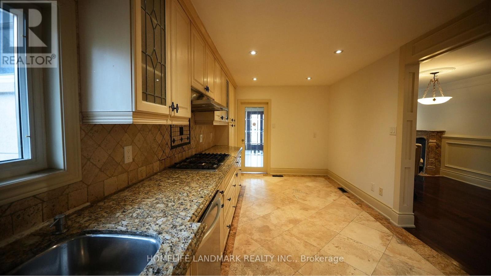 138 Newton Drive, Toronto, Ontario  M2M 2N3 - Photo 15 - C12922334