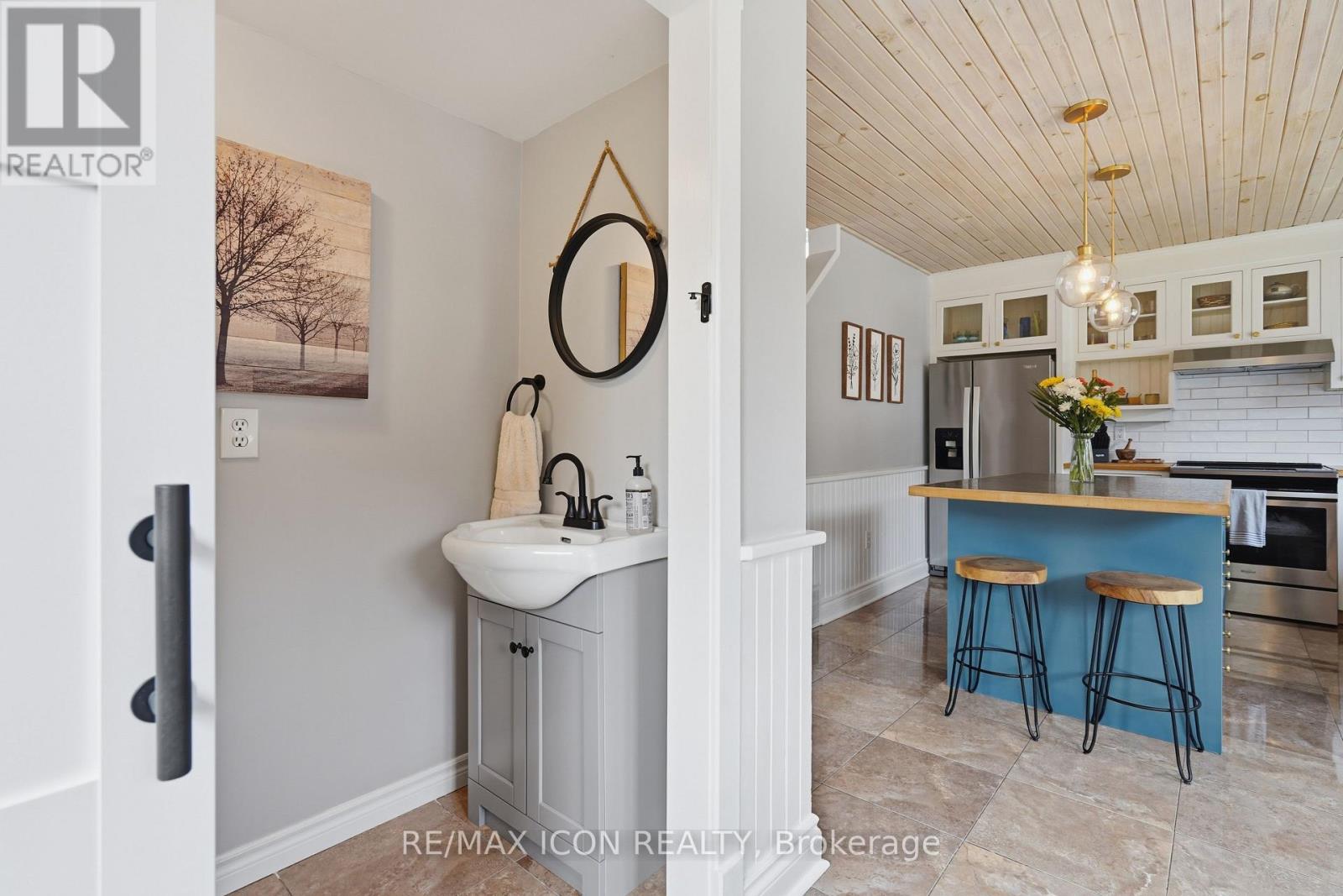 318 Selbourne Drive, Central Elgin, Ontario  N5L 1B1 - Photo 15 - X12922440