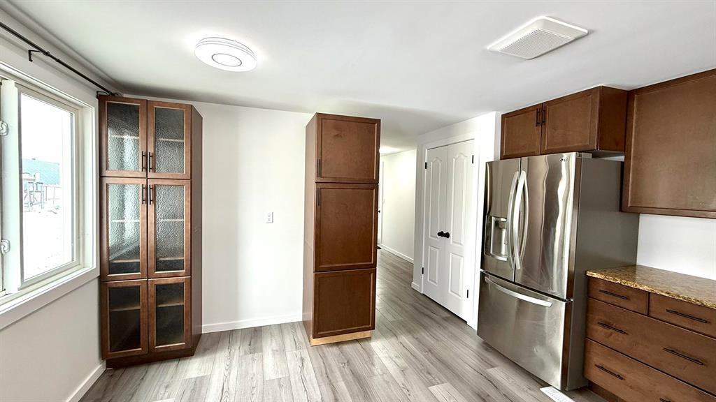 64 Grant Street, Otterburne, Manitoba  R0A 1G0 - Photo 3 - 202605500