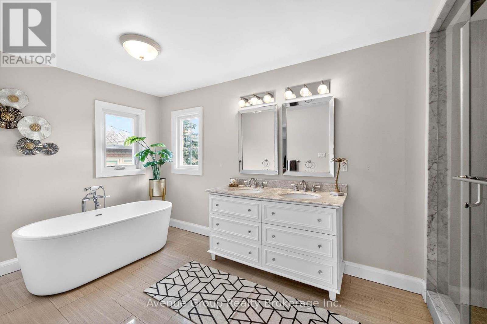 892 Tegal Place, Newmarket, Ontario  L3X 1L3 - Photo 27 - N12922348