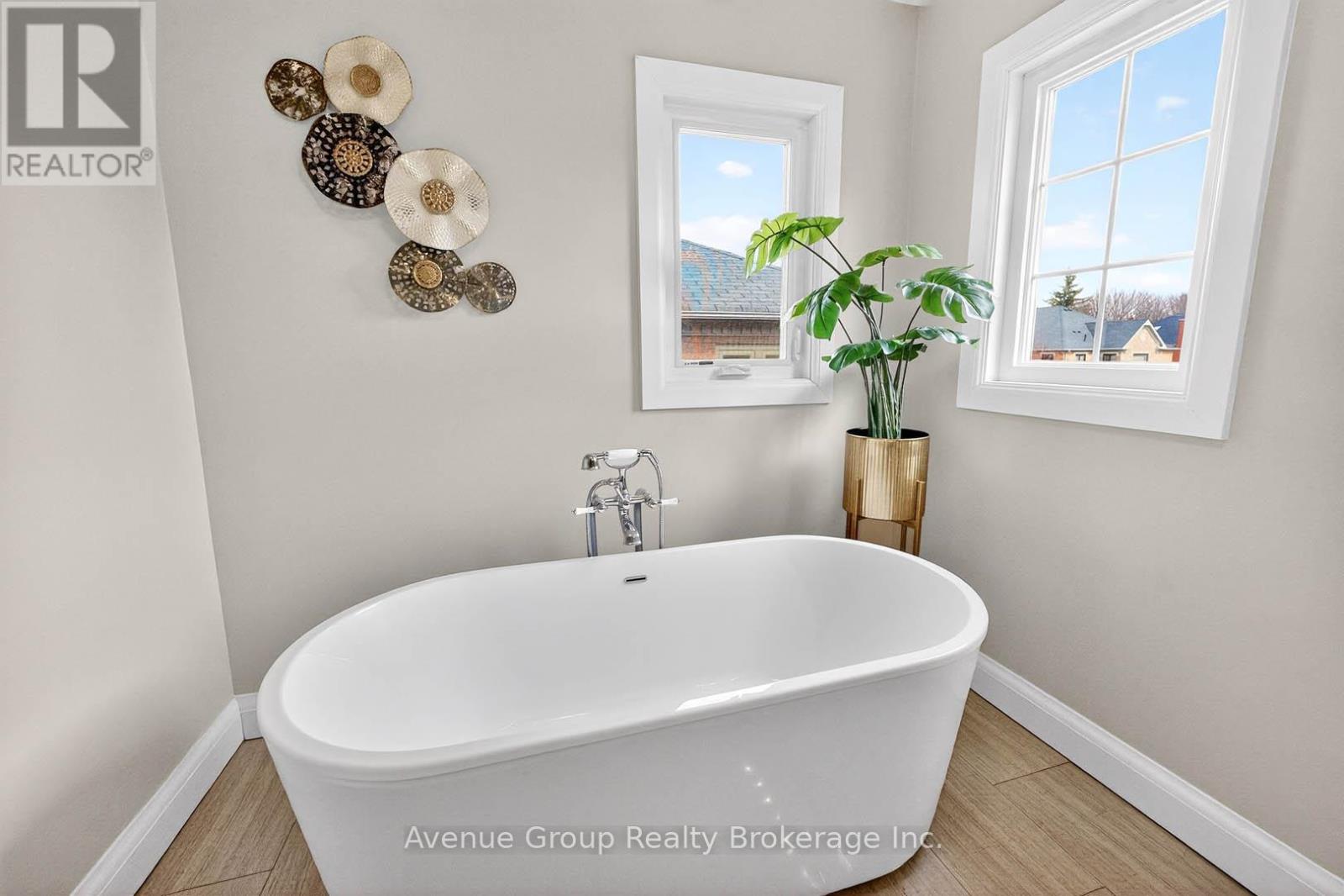 892 Tegal Place, Newmarket, Ontario  L3X 1L3 - Photo 28 - N12922348