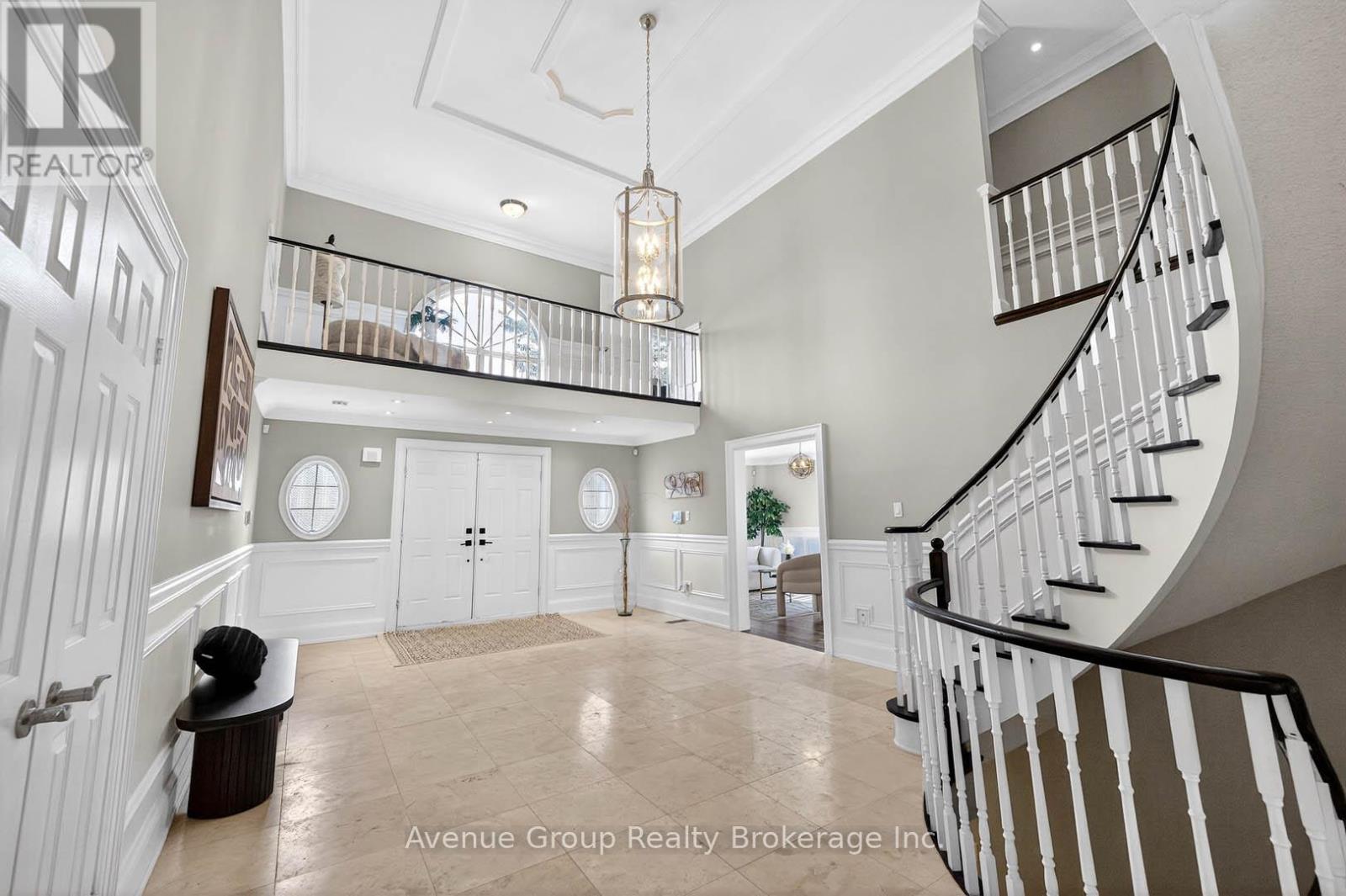 892 Tegal Place, Newmarket, Ontario  L3X 1L3 - Photo 6 - N12922348