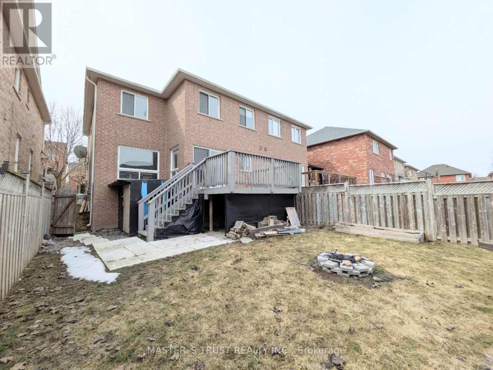 66 Gail Parks Crescent, Newmarket, Ontario  L3X 3B9 - Photo 18 - N12922420