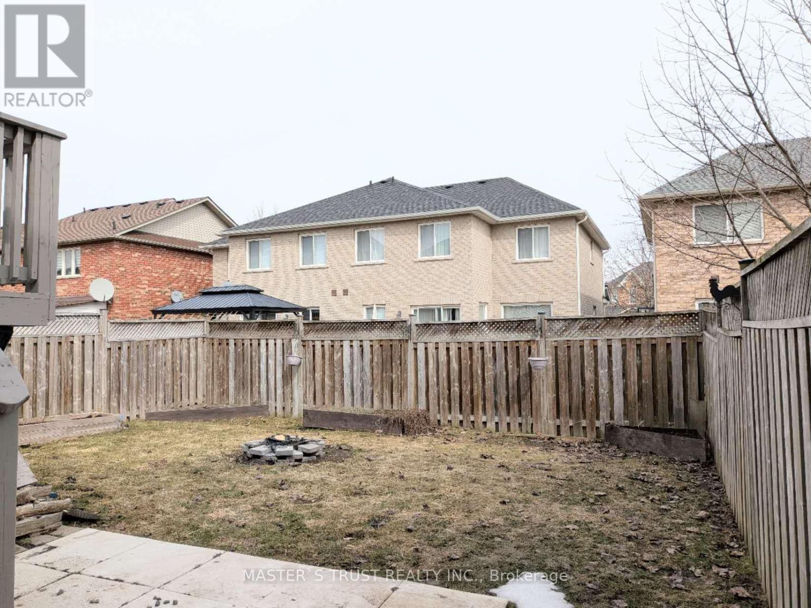 66 Gail Parks Crescent, Newmarket, Ontario  L3X 3B9 - Photo 19 - N12922420