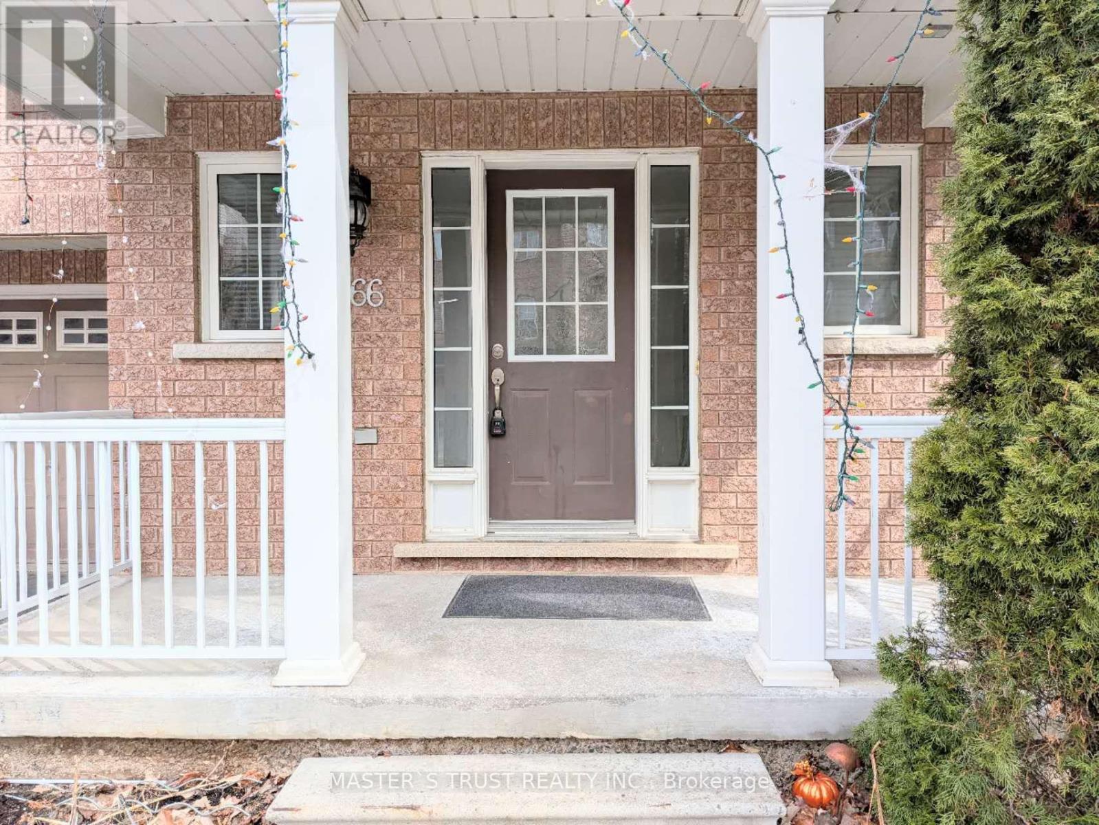 66 Gail Parks Crescent, Newmarket, Ontario  L3X 3B9 - Photo 2 - N12922420