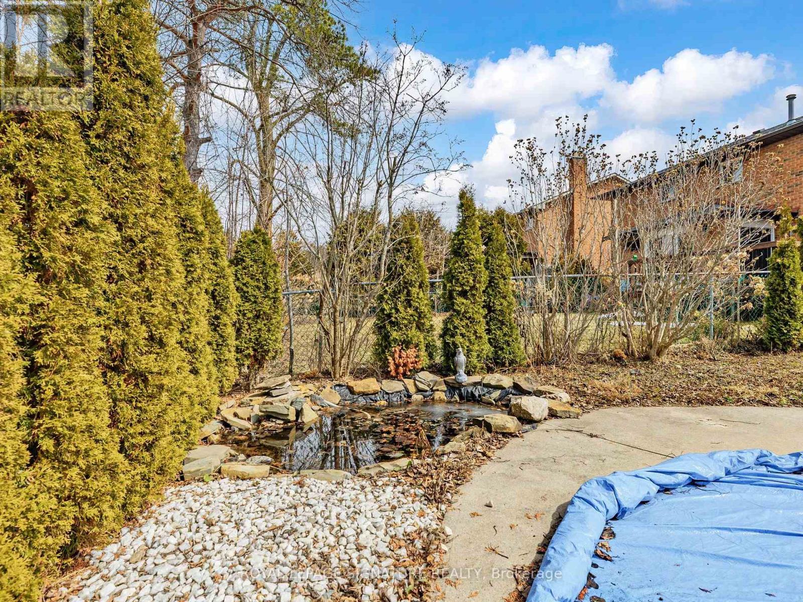 98 Golf Links Drive, Aurora, Ontario  L4G 3V3 - Photo 39 - N12922426