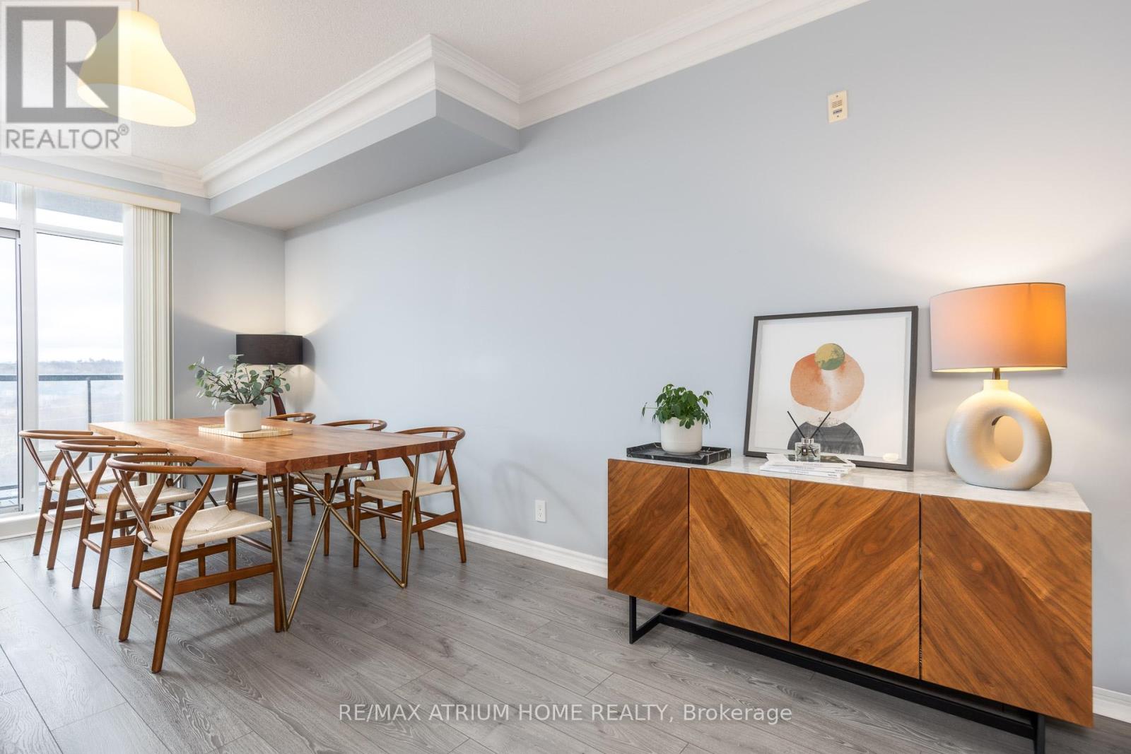 714 - 11121 Yonge Street, Richmond Hill, Ontario  L4C 0S7 - Photo 4 - N12922428