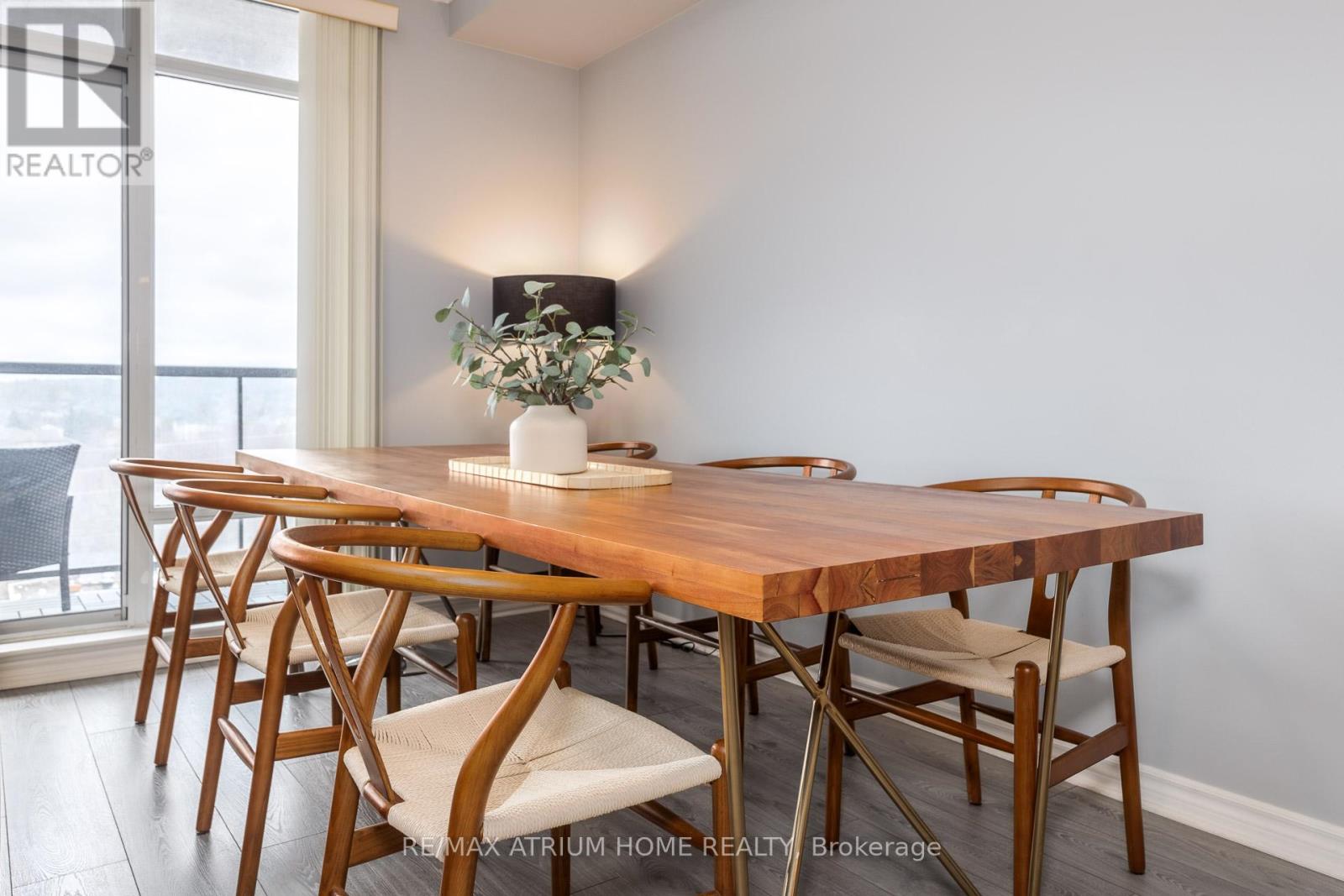 714 - 11121 Yonge Street, Richmond Hill, Ontario  L4C 0S7 - Photo 5 - N12922428