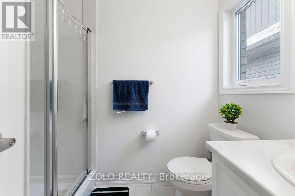 23 Kingsbury Trail, Barrie, Ontario  L9J 0W8 - Photo 14 - S12922412