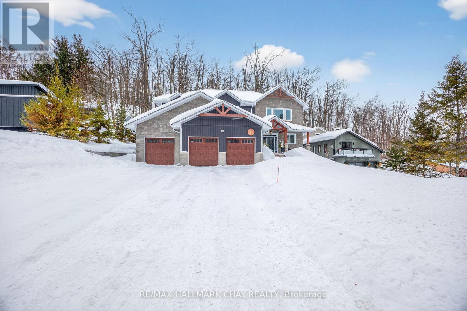 17 Pine Ridge Trail, Oro-Medonte (Horseshoe Valley), Ontario  L4M 4Y8 - Photo 2 - S12922430