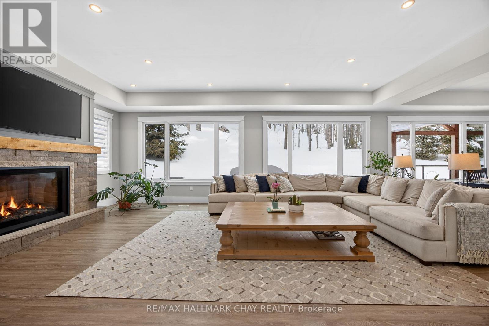 17 Pine Ridge Trail, Oro-Medonte (Horseshoe Valley), Ontario  L4M 4Y8 - Photo 21 - S12922430