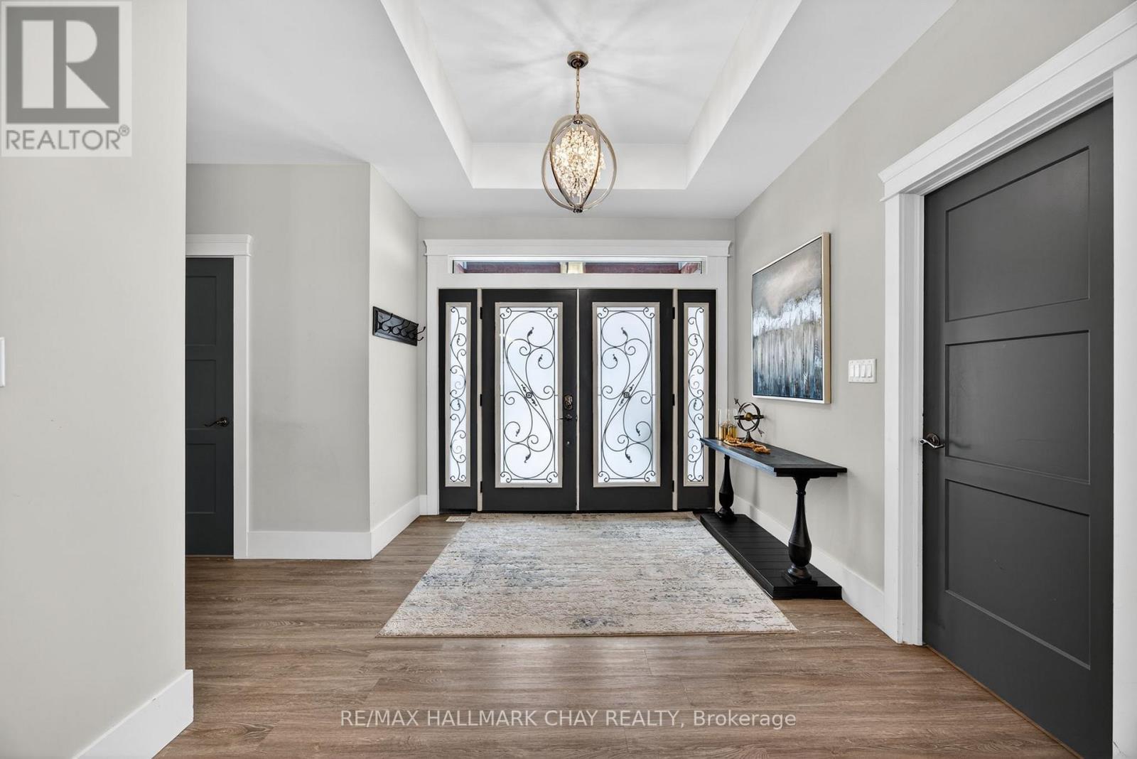 17 Pine Ridge Trail, Oro-Medonte (Horseshoe Valley), Ontario  L4M 4Y8 - Photo 6 - S12922430