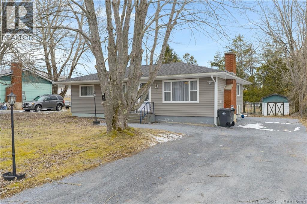 9 Dineen Crescent, Hampton, New Brunswick  E5N 6A2 - Photo 3 - NB135449