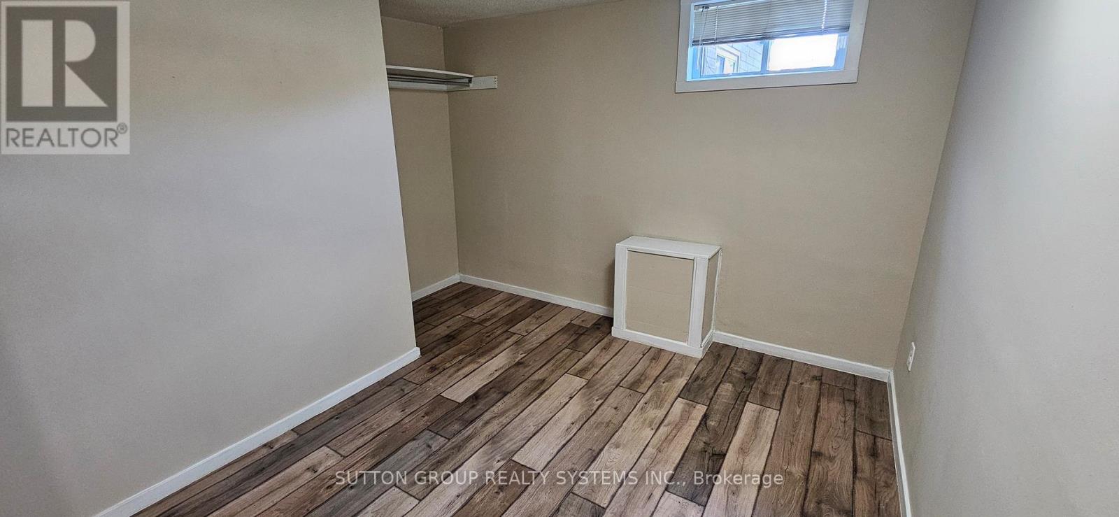 Bsmt - 290 Morden Road, Oakville, Ontario  L6K 2S5 - Photo 9 - W12922326