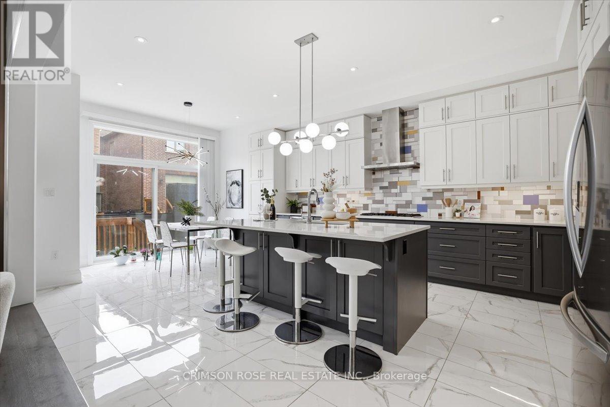 1467 Everest Crescent, Oakville, Ontario  L6H 3S4 - Photo 16 - W12922340