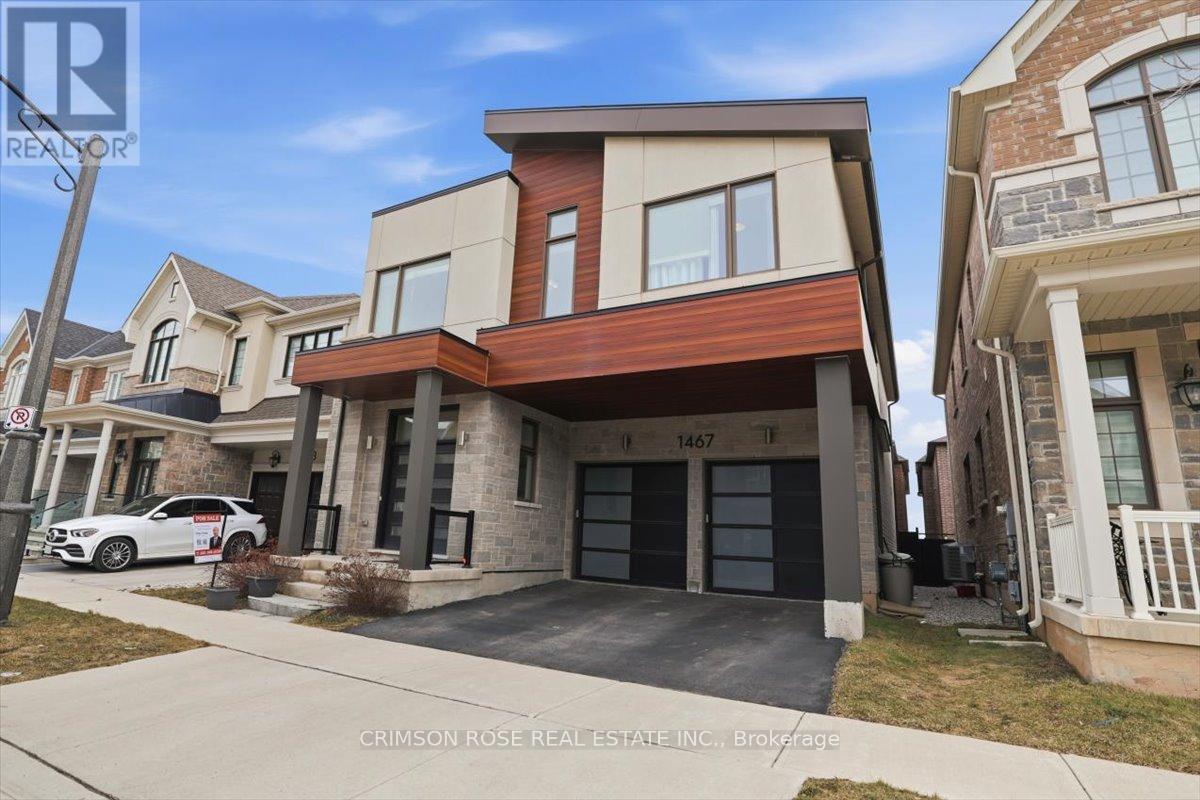 1467 Everest Crescent, Oakville, Ontario  L6H 3S4 - Photo 2 - W12922340