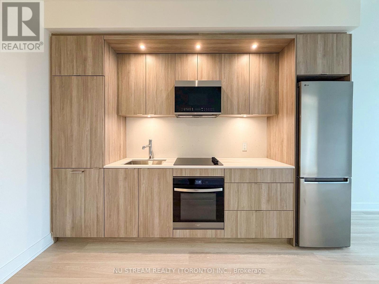 1110 - 60 Central Park Roadway, Toronto, Ontario  M9A 0E6 - Photo 3 - W12922356