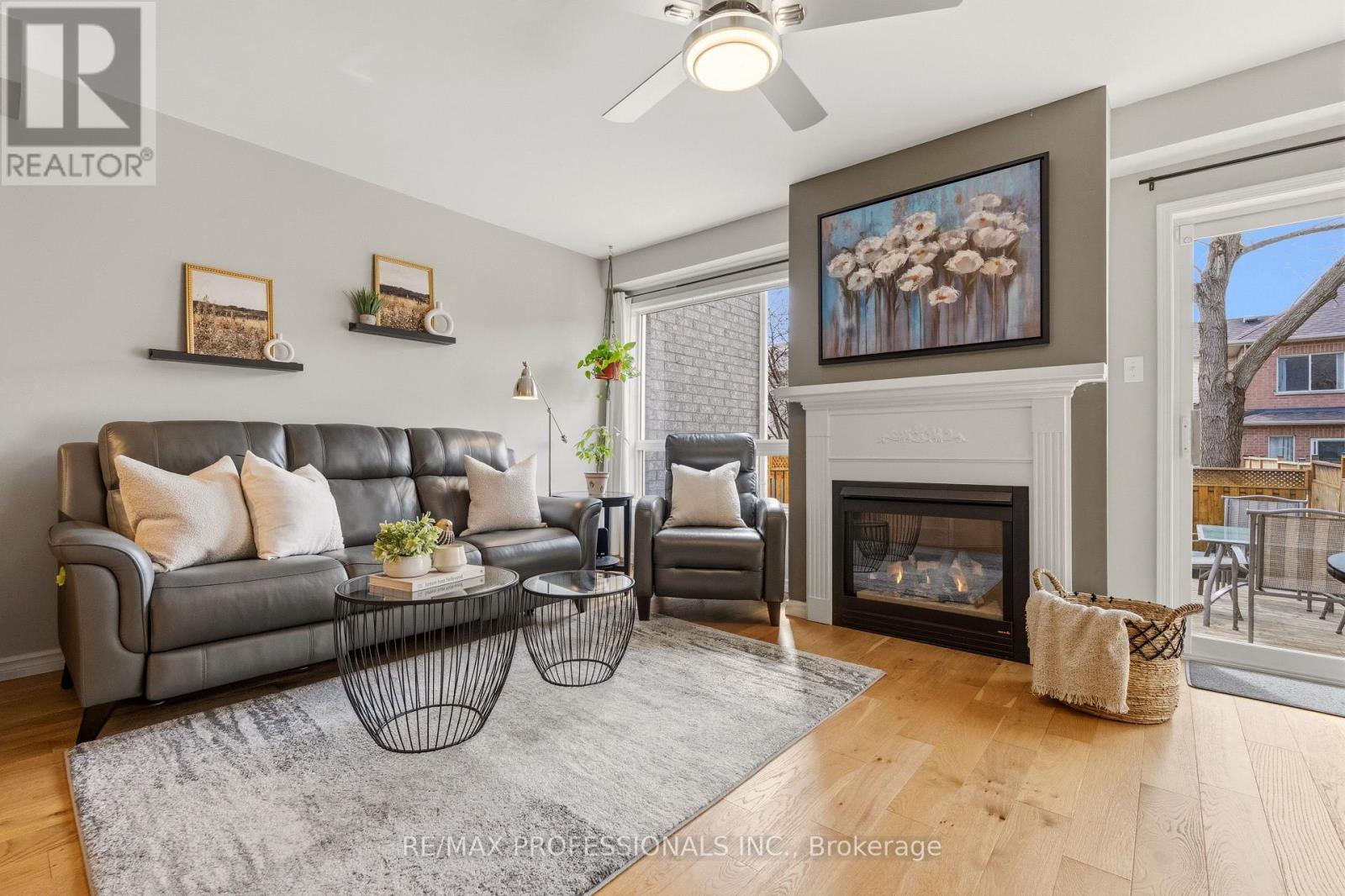 34 Harding Street, Halton Hills, Ontario L7G 6B2 - Photo 16 - W12922368