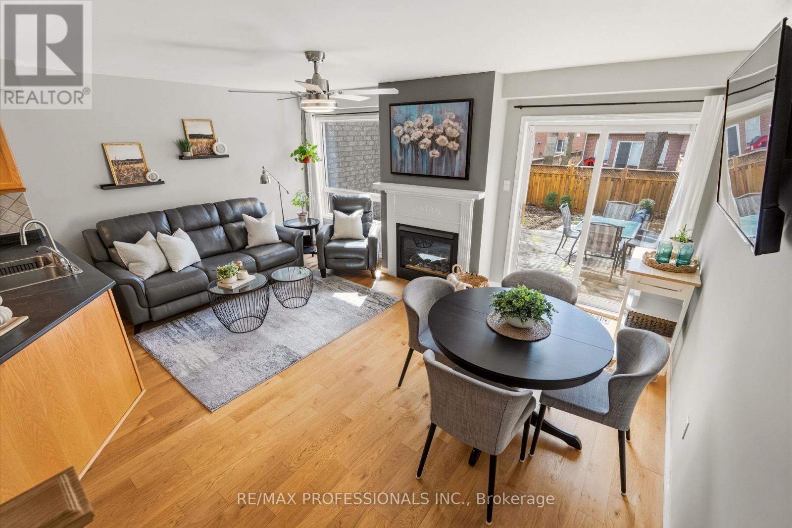 34 Harding Street, Halton Hills, Ontario L7G 6B2 - Photo 18 - W12922368