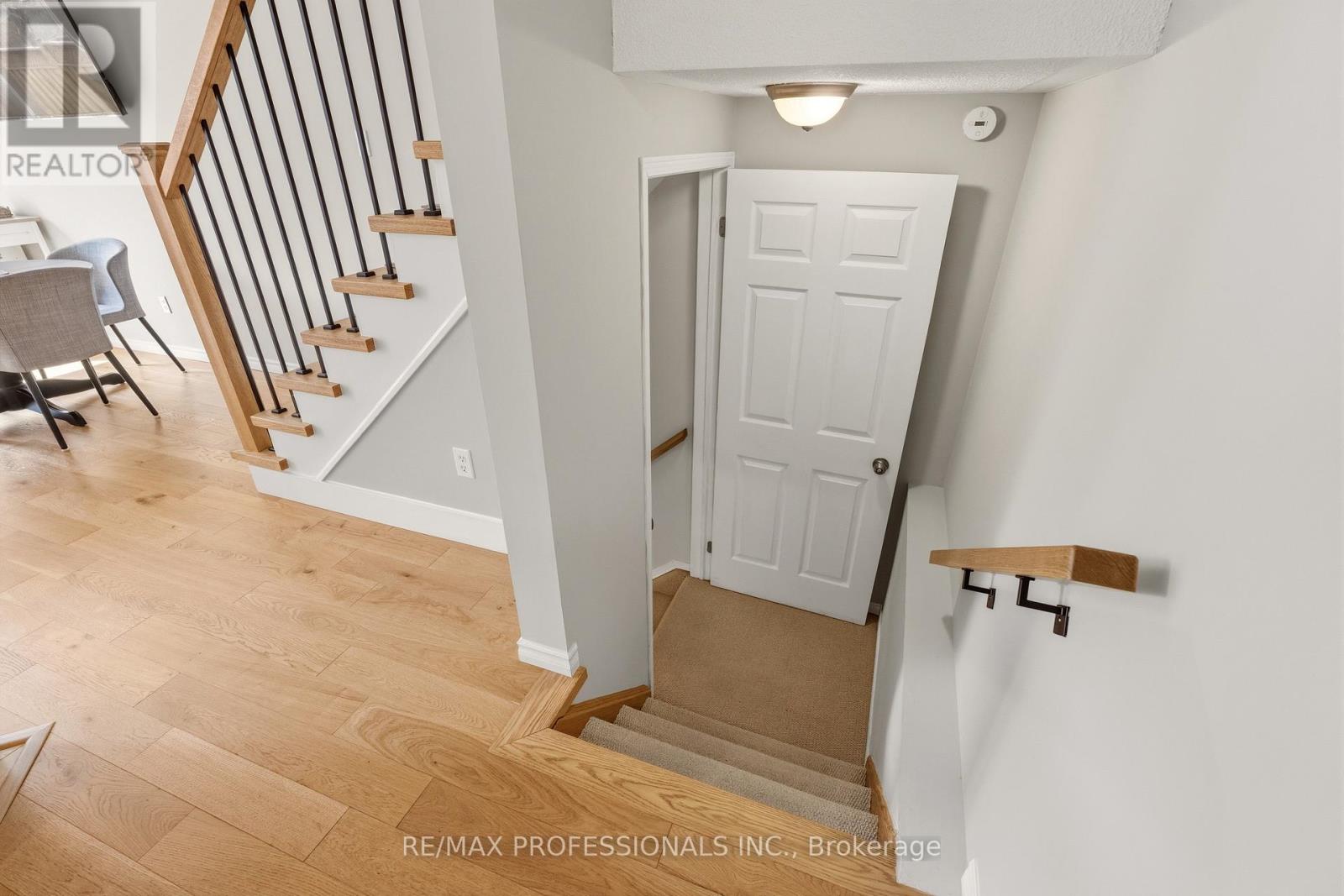 34 Harding Street, Halton Hills, Ontario L7G 6B2 - Photo 32 - W12922368