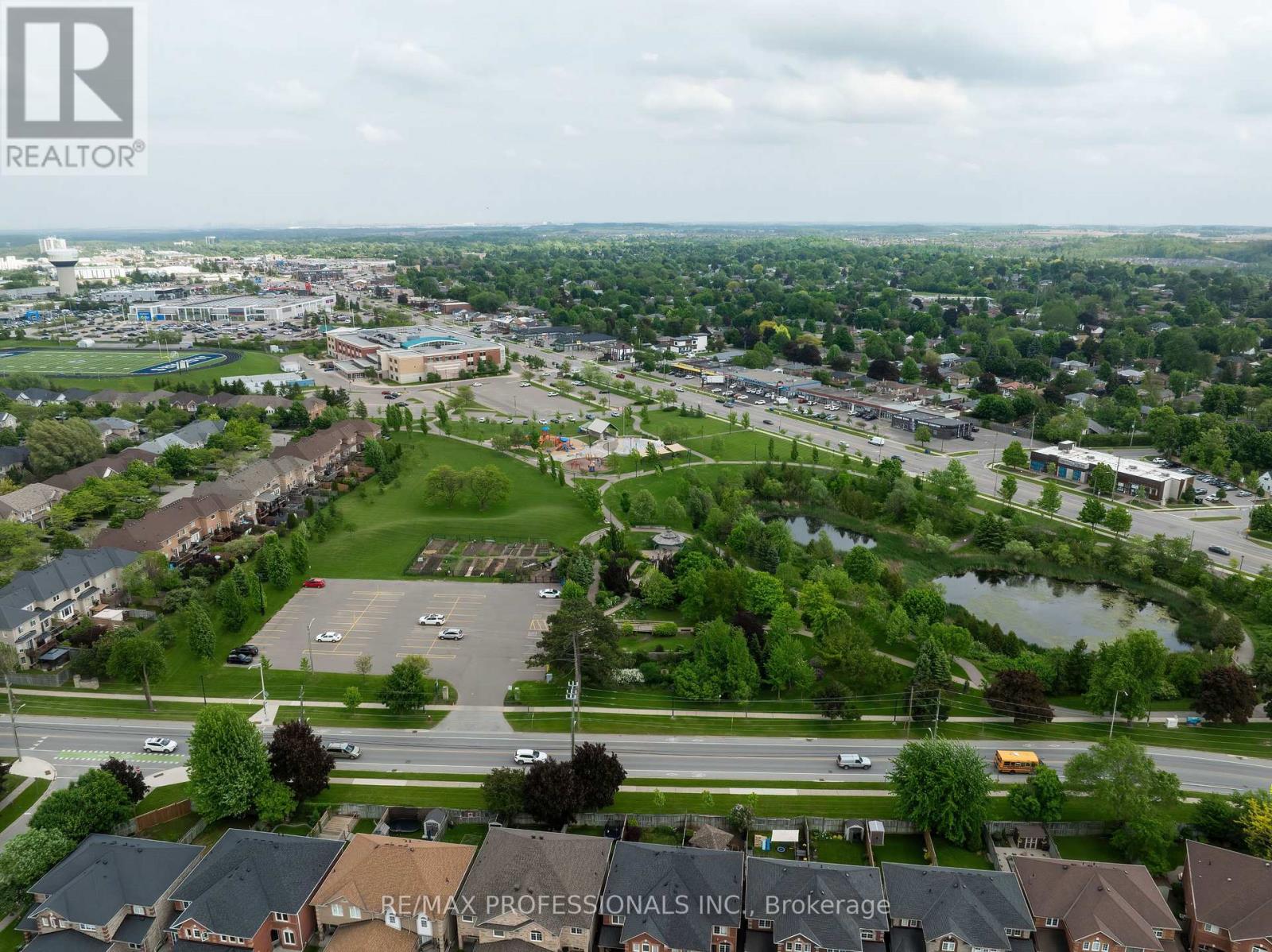 34 Harding Street, Halton Hills, Ontario L7G 6B2 - Photo 46 - W12922368